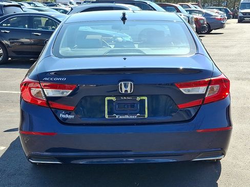 Used 2018 Honda Accord EX image 5
