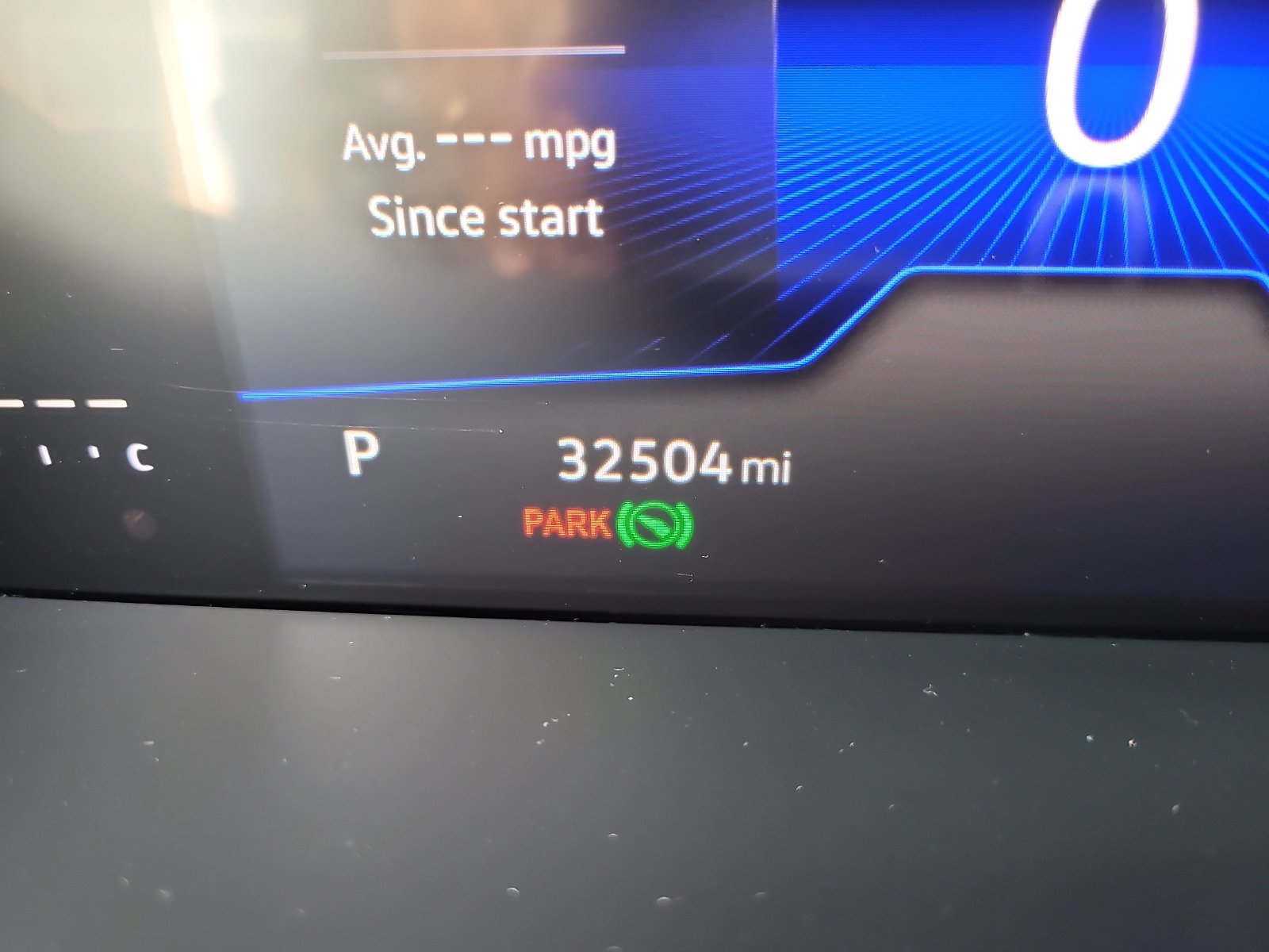 Used 2023 Volkswagen Taos SE w/ Panoramic Sunroof Package FWD image 31