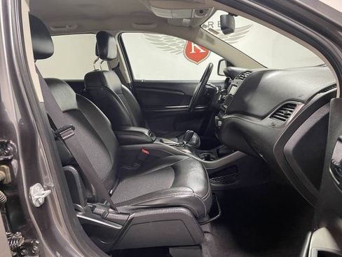Used 2015 Dodge Journey Crossroad w/ Popular Equipment Group AWD/4WD image 25