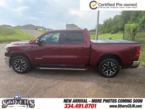 Certified 2025 RAM 1500 Laramie AWD/4WD image 13