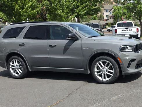Used 2025 Dodge Durango R/T AWD/4WD image 2