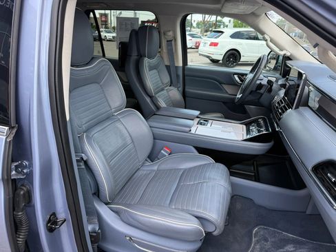 Used 2019 Lincoln Navigator Black Label AWD/4WD image 31