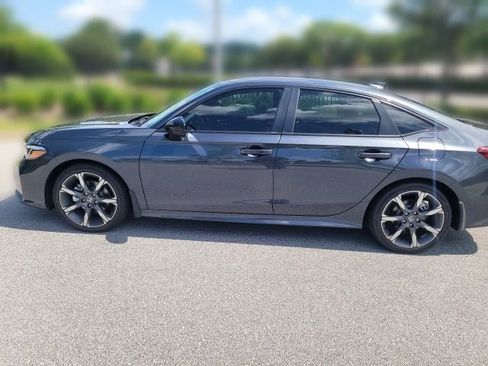 Used 2025 Honda Civic Sport image 13