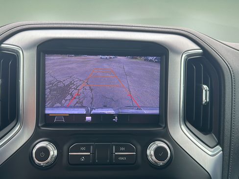 Used 2019 GMC Sierra 1500 SLT w/ SLT Premium Plus Package AWD/4WD image 23