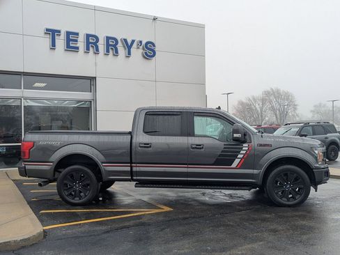 Used 2019 Ford F150 Lariat image 2