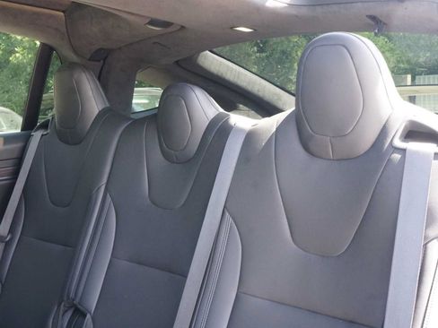Used 2024 Tesla Model X AWD/4WD image 8