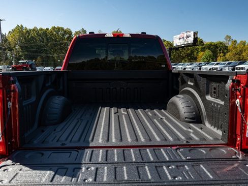 New 2026 Ford F250 XLT w/ XLT Premium Package AWD/4WD image 9