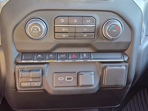 Used 2024 Chevrolet Silverado 1500 Custom AWD/4WD image 18