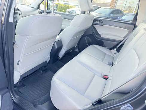 Used 2015 Subaru Forester 2.5i Limited w/ Popular Package #2 image 17