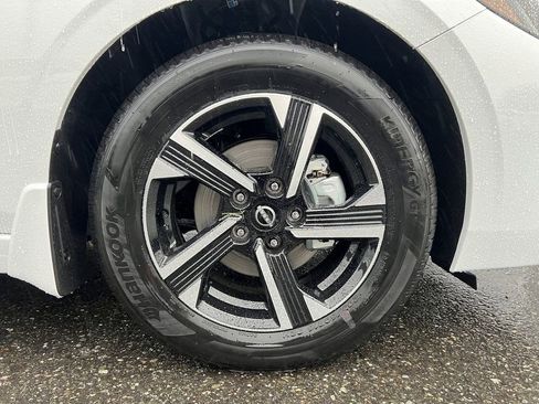 Used 2025 Nissan Sentra SV w/ All-Weather Package image 10