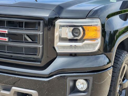 Used 2015 GMC Sierra 1500 SLE w/ Elevation Edition image 9