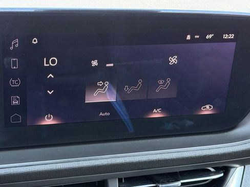 Used 2024 Buick Envista Preferred FWD image 24