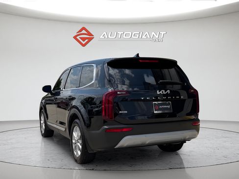Used 2022 Kia Telluride LX AWD/4WD image 8