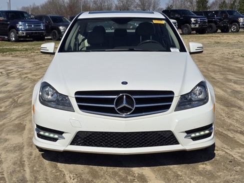 Used 2014 Mercedes-Benz C 250 Sedan image 4