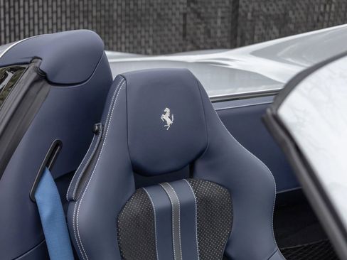 Used 2022 Ferrari F8 Tributo RWD image 69