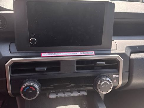 Used 2024 Toyota Tacoma SR AWD/4WD image 12