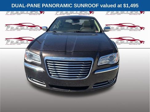 Used 2012 Chrysler 300 C RWD image 2