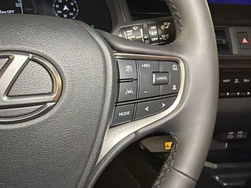 Certified 2025 Lexus UX 300h AWD w/ Accessory Package (Z2) image 24