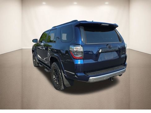 Used 2024 Toyota 4Runner TRD Off-Road Premium w/ Moonroof Package AWD/4WD image 9
