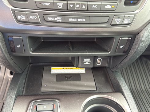 Used 2023 Honda Passport EX-L image 32