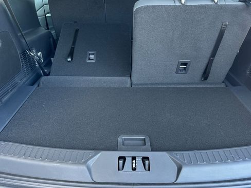 New 2026 Ford Explorer Active w/ Active Comfort Package image 24