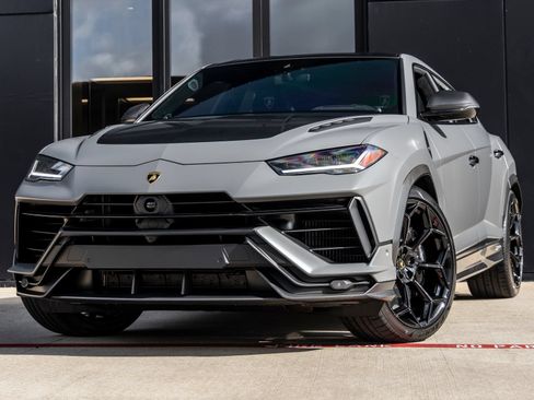 Used 2024 Lamborghini Urus Performante AWD/4WD image 1