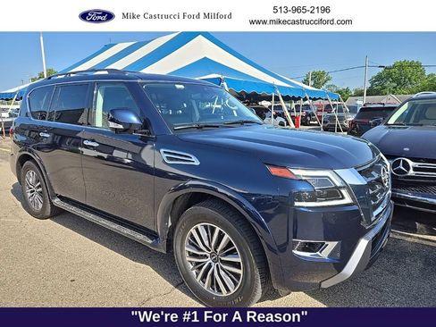 Used 2023 Nissan Armada SL w/ Captain's Chairs Package AWD/4WD image 2