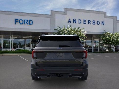 New 2026 Ford Explorer ST-Line w/ ST-Line Street Pack image 5