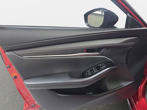 Used 2024 MAZDA MAZDA3 s FWD image 24