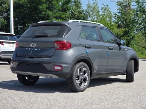 New 2026 Hyundai Venue SEL FWD image 16