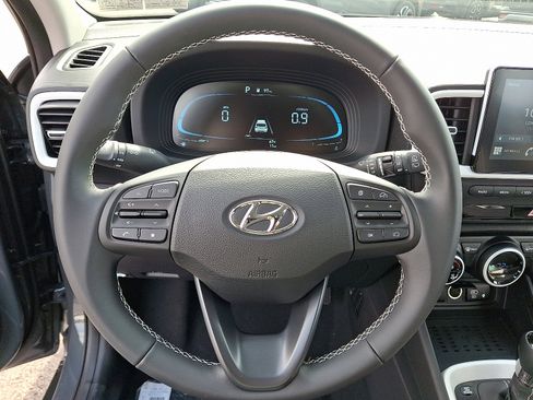 New 2026 Hyundai Venue SEL FWD image 8