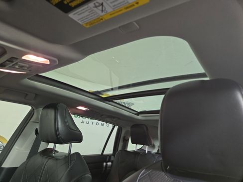 Used 2020 Toyota Highlander Platinum image 23