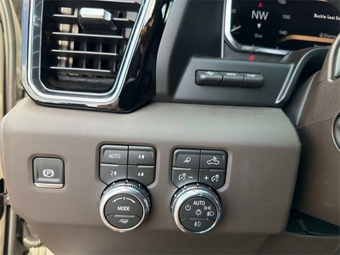 New 2026 GMC Sierra 1500 Denali w/ Denali Reserve Package image 30