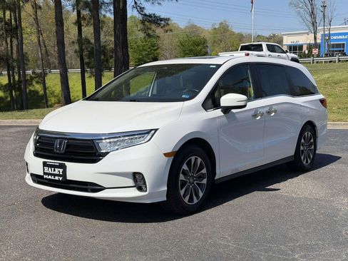 Used 2023 Honda Odyssey EX-L image 23