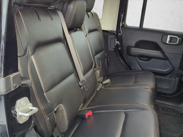 Used 2021 Jeep Wrangler Unlimited Rubicon w/ Trailer Tow Package AWD/4WD image 23