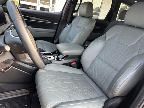 Used 2024 Kia Telluride SX Prestige X-Pro AWD/4WD image 10