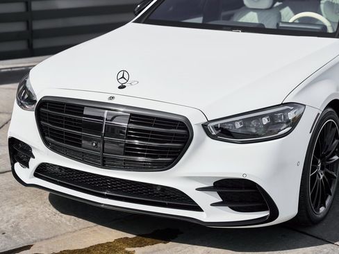 Used 2024 Mercedes-Benz S 580 4MATIC Sedan image 6