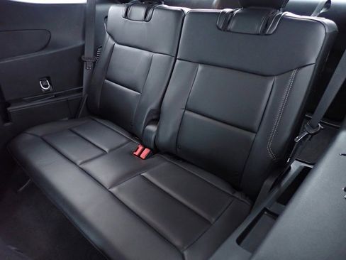 Certified 2024 Ford Explorer XLT w/ Equipment Group 202A image 20