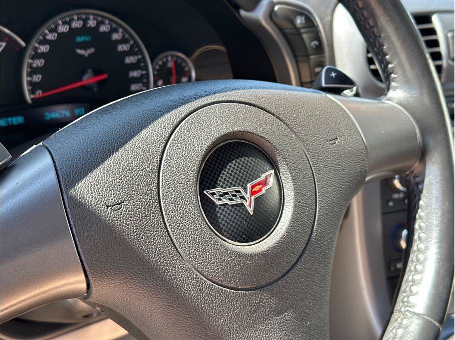 Used 2006 Chevrolet Corvette Convertible w/ Preferred Equipment Group RWD image 20