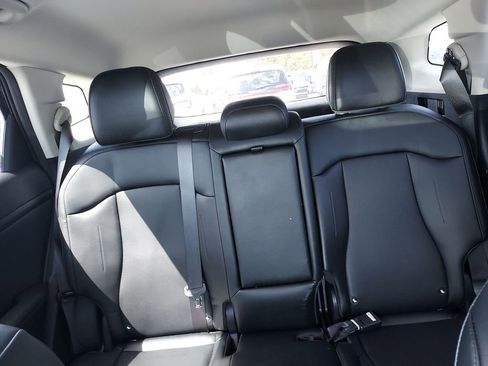 Used 2025 Kia Sportage EX image 13