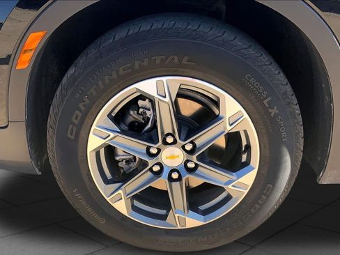 Used 2025 Chevrolet Blazer LT AWD/4WD image 16