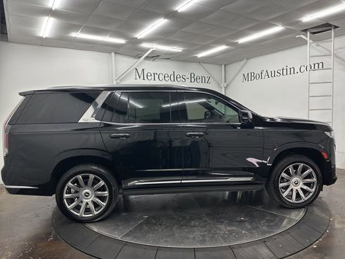 Used 2021 Cadillac Escalade Premium Luxury Platinum image 8