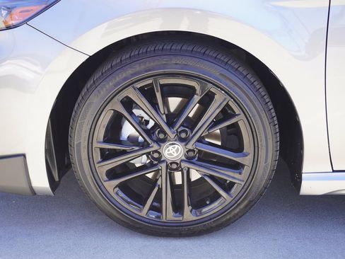 Used 2025 Toyota Camry SE w/ Multimedia Upgrade Package FWD image 19