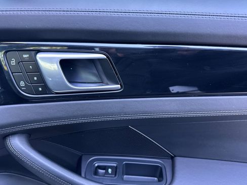 Certified 2022 Porsche Panamera 4S AWD/4WD image 19