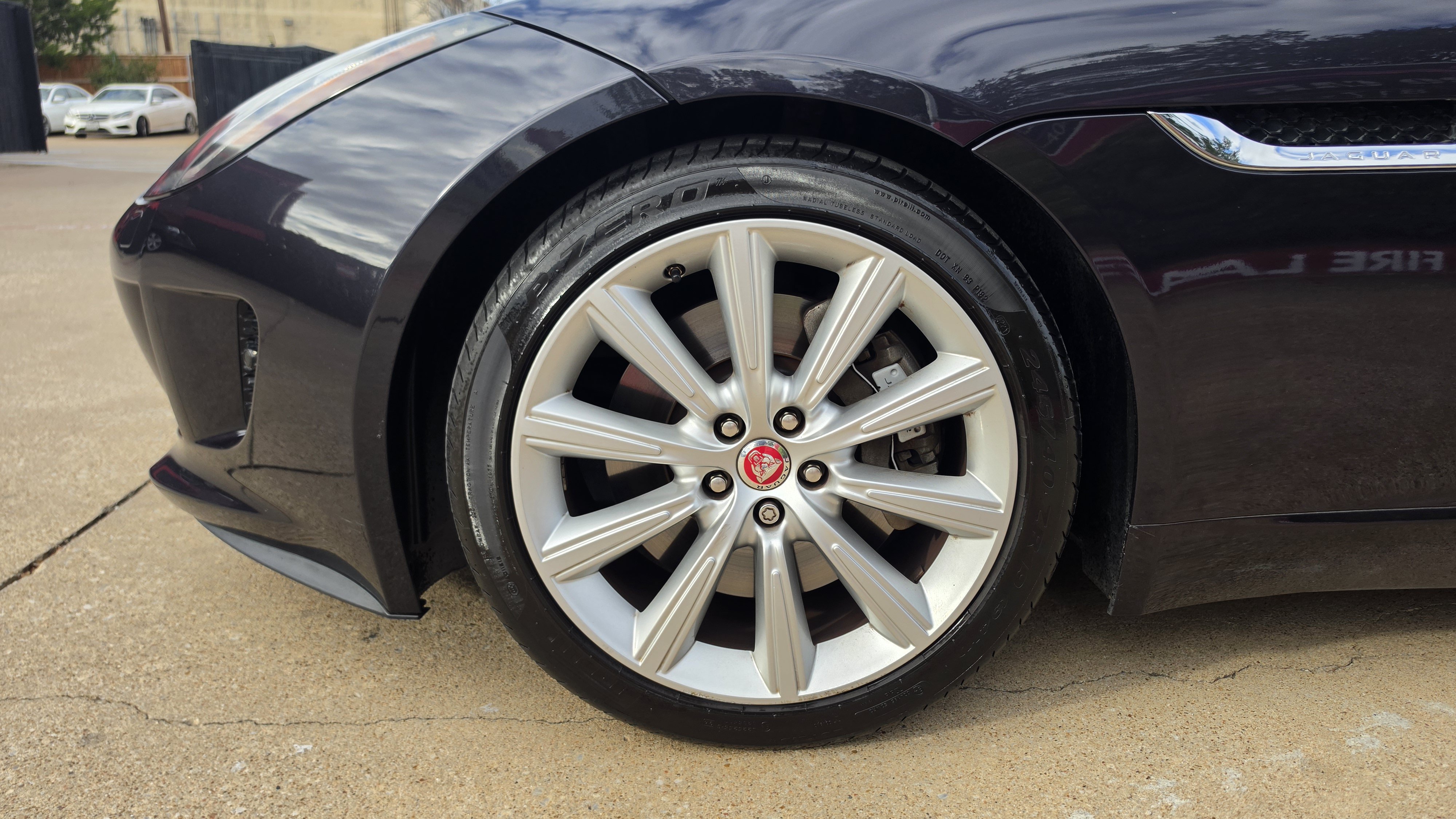 Used 2016 Jaguar F-TYPE Coupe RWD image 13