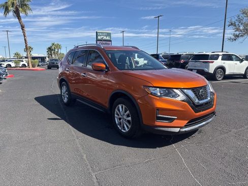 Used 2020 Nissan Rogue SV FWD image 5