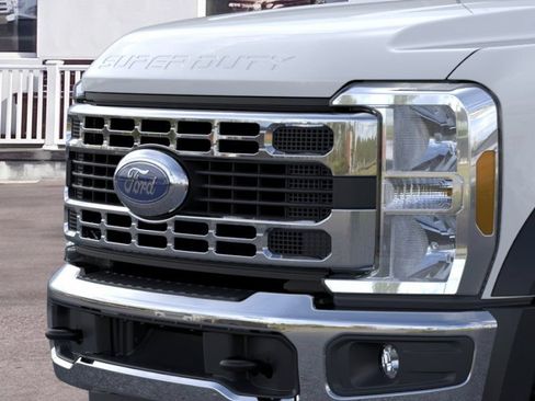 New 2026 Ford F550 4x4 Regular Cab Super Duty image 17