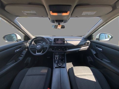 Used 2024 Nissan Rogue SV AWD/4WD image 21