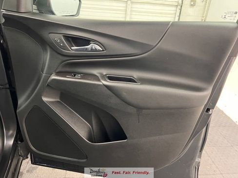Used 2022 Chevrolet Equinox LT FWD image 37