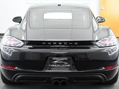 Used 2018 Porsche 718 Cayman RWD image 3
